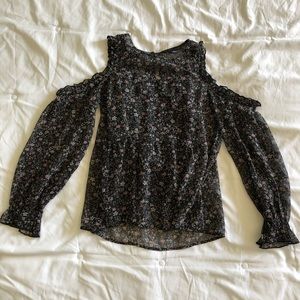 American Eagle Open Shoulder Long Sleeve Blouse